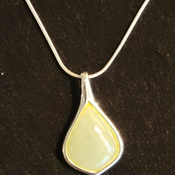 Green Moonstone Pendant On Sterling Chain - Picture 2 of 5